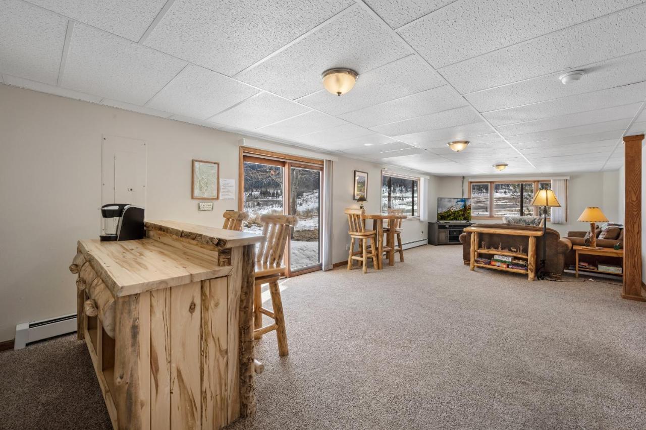 Lily Mountain Lodge - Amazing Mountains Views, Private Hot Tub, Great Location Естес Парк Екстериор снимка